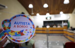Cambé cria selo para identificar motoristas com Transtorno do Espectro Autista (TEA)